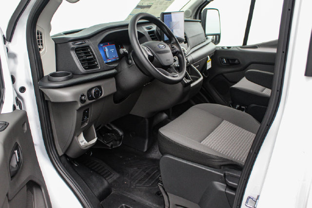 New 2027 Ford Transit 250 148 Medium Roof RWD image 23
