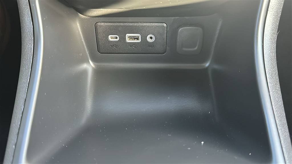 Used 2024 GMC Terrain SLE FWD image 26