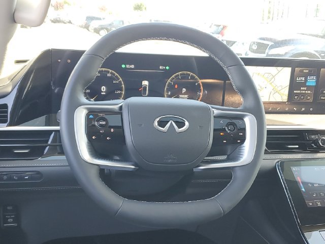 Certified 2026 INFINITI QX80 Luxe w/ Cargo Package AWD/4WD image 11