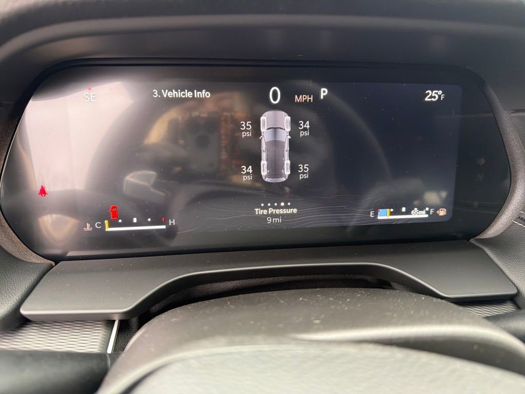 New 2025 Jeep Grand Cherokee Laredo image 16