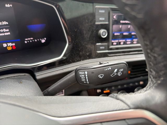 Used 2024 Volkswagen Jetta SE FWD image 40