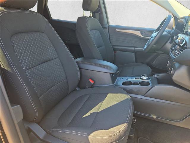 Used 2025 Ford Escape Active AWD/4WD image 19