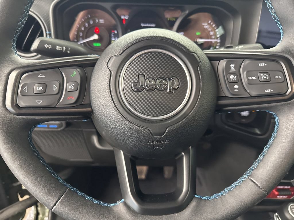Used 2024 Jeep Wrangler Unlimited Rubicon 4xe AWD/4WD image 27