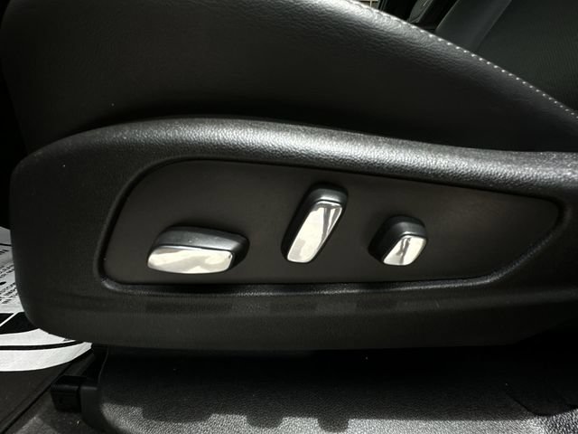 Certified 2023 Cadillac XT5 Premium Luxury w/ LPO, Floor Liner Package FWD image 20