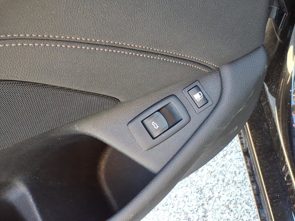 Used 2023 BMW 530e xDrive w/ Convenience Package AWD/4WD image 21
