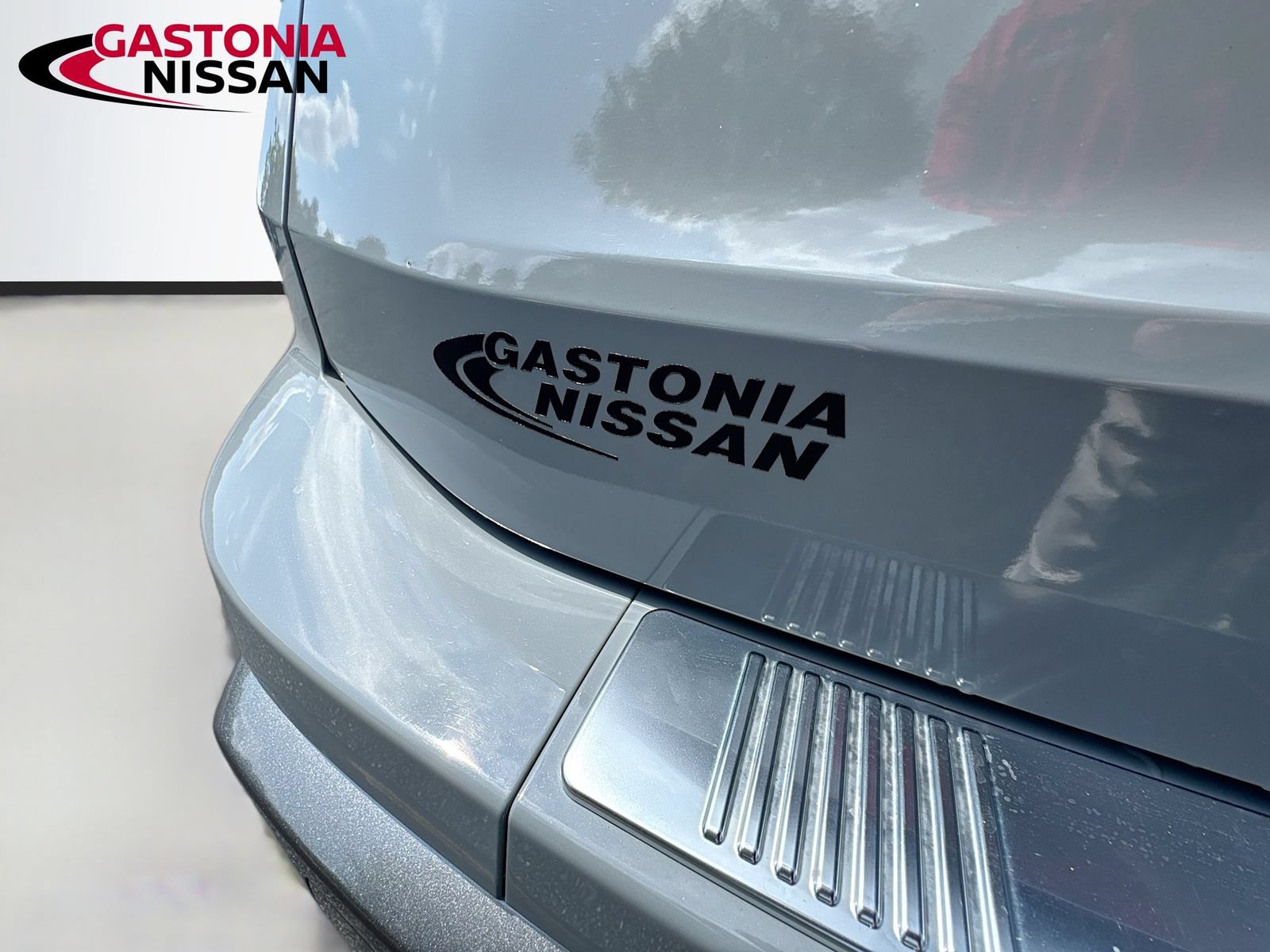 Used 2024 Nissan Rogue SL AWD/4WD image 44