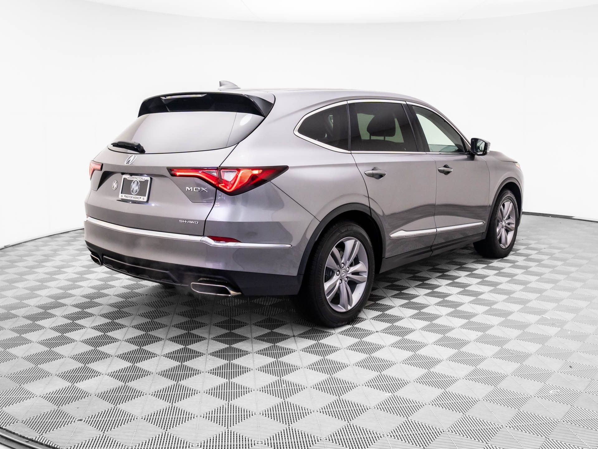Used 2023 Acura MDX SH-AWD image 6