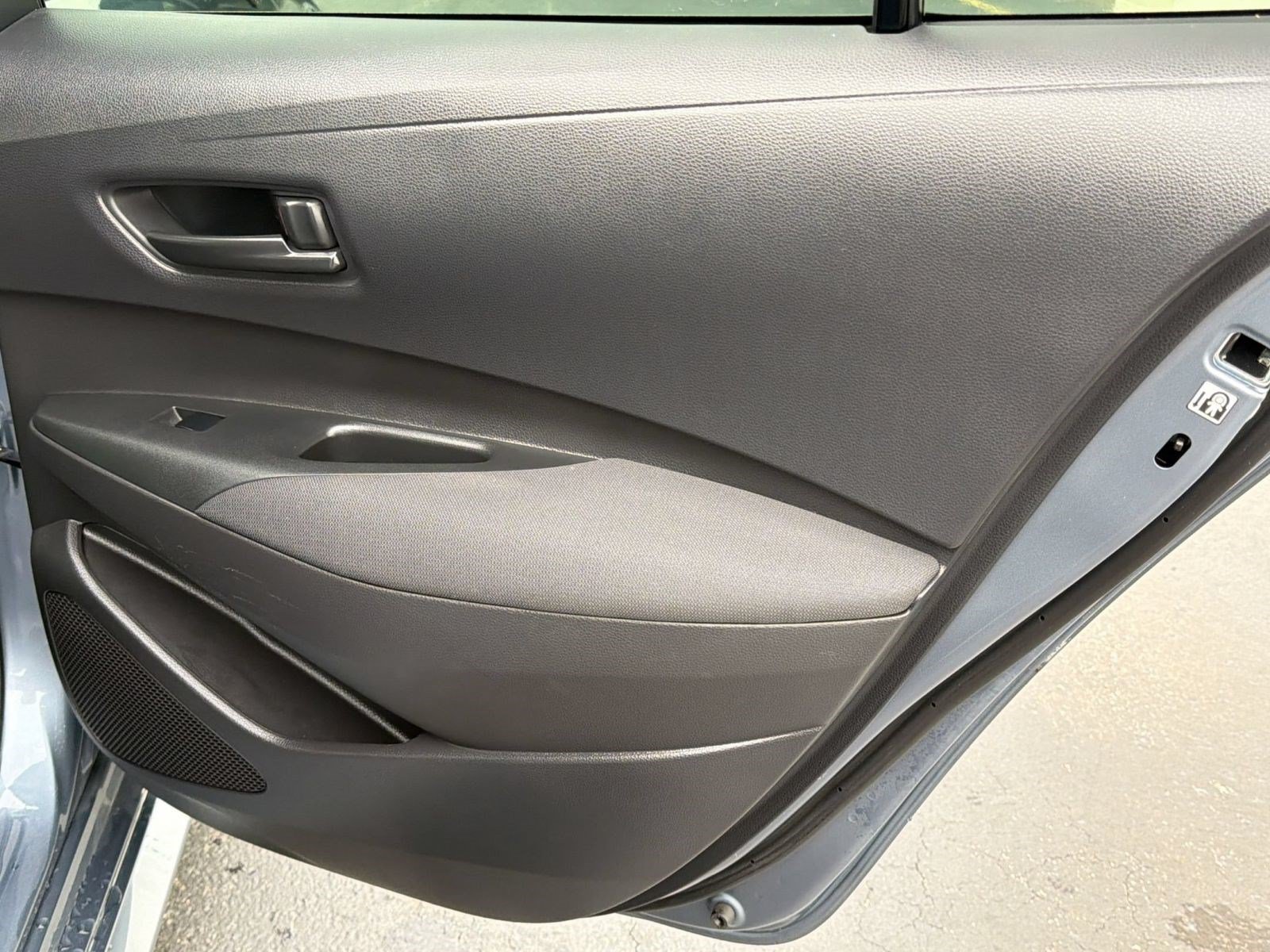 Certified 2022 Toyota Corolla LE FWD image 32