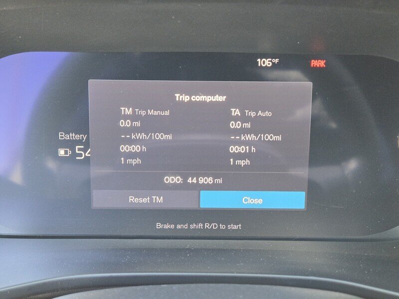 Used 2021 Volvo XC40 P8 Recharge AWD/4WD image 23