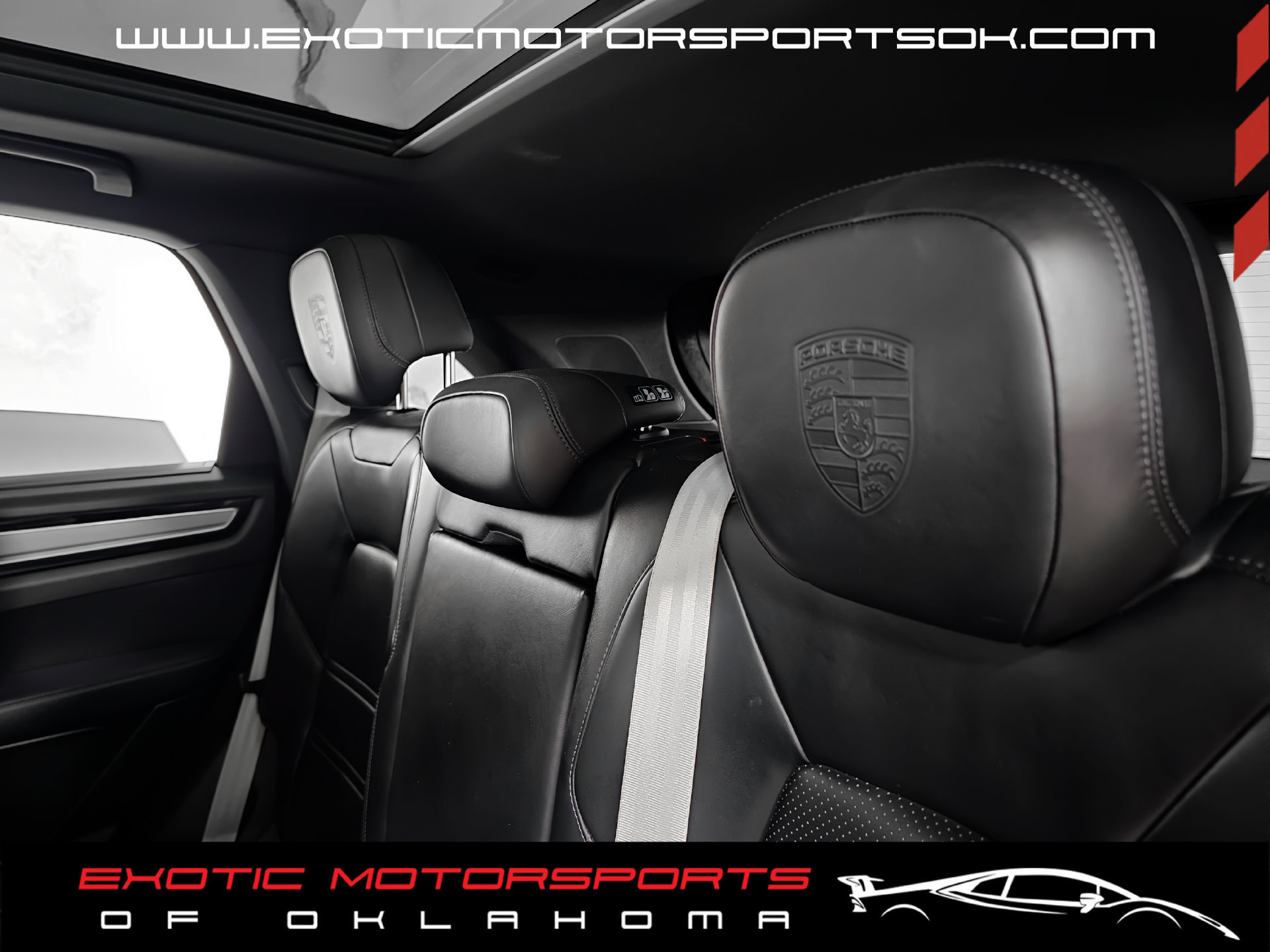 Used 2023 Porsche Cayenne S Platinum AWD/4WD image 23