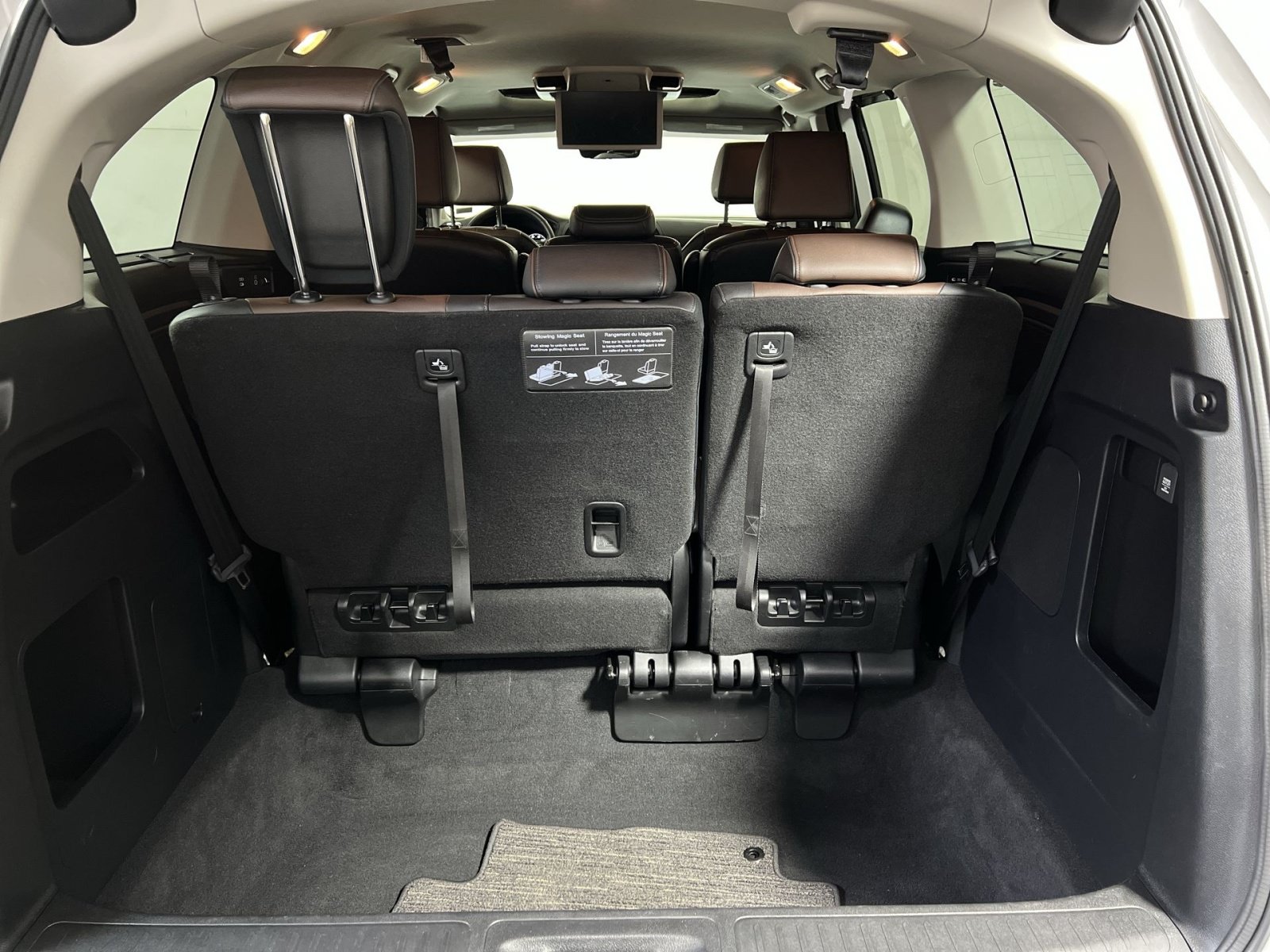 Used 2025 Honda Odyssey Elite image 27