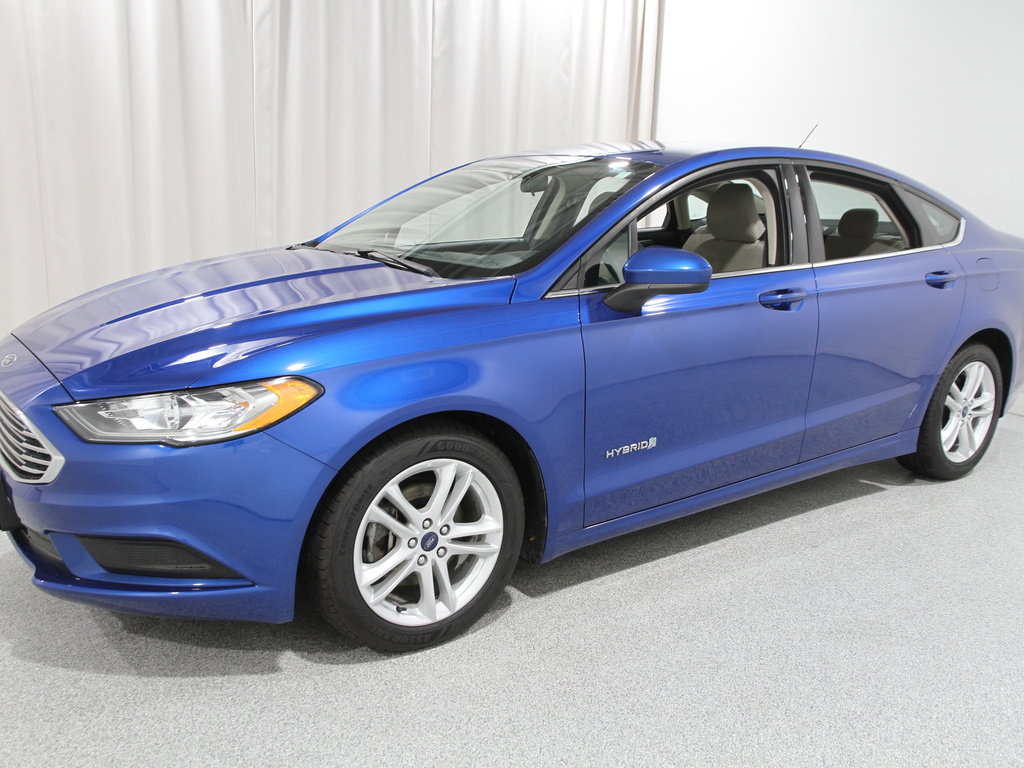 Certified 2018 Ford Fusion S image 3