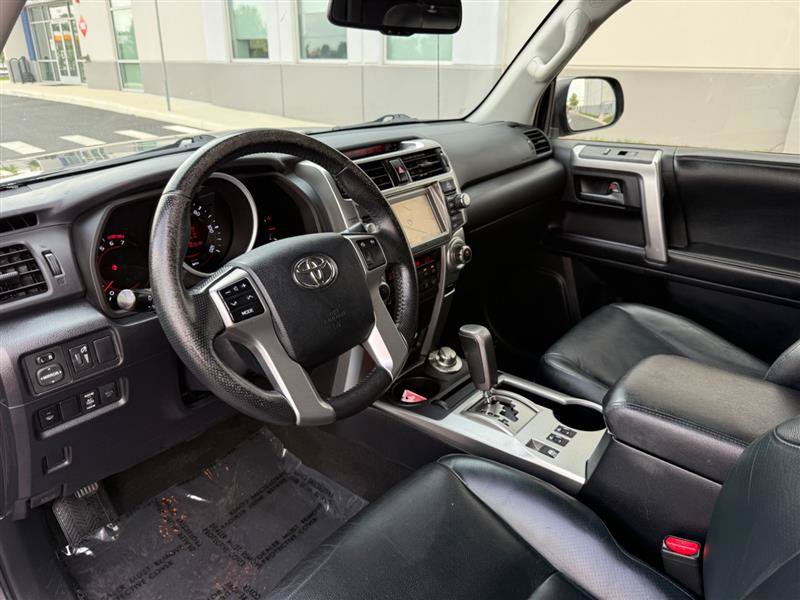 Used 2013 Toyota 4Runner Limited AWD/4WD image 29