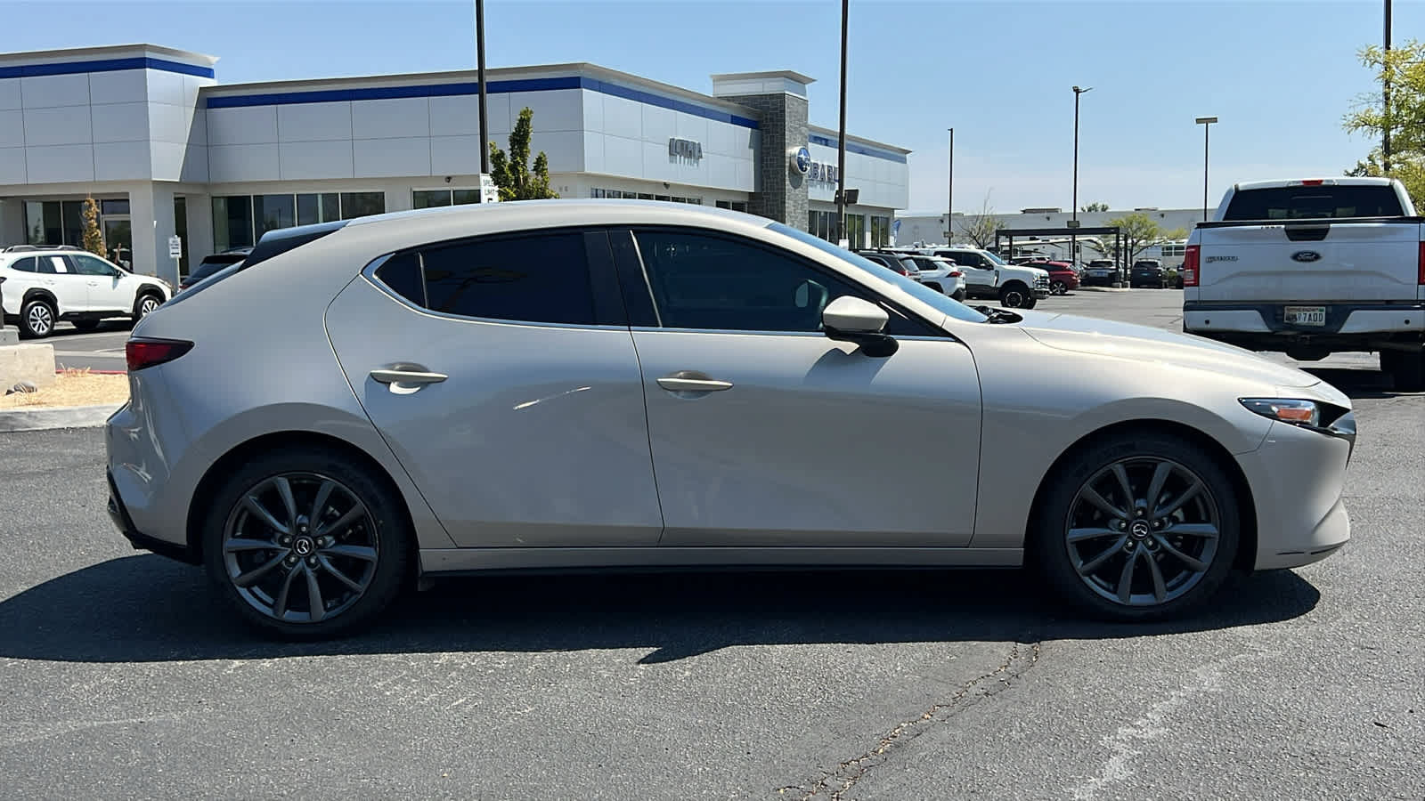 Used 2022 MAZDA MAZDA3 s FWD image 4