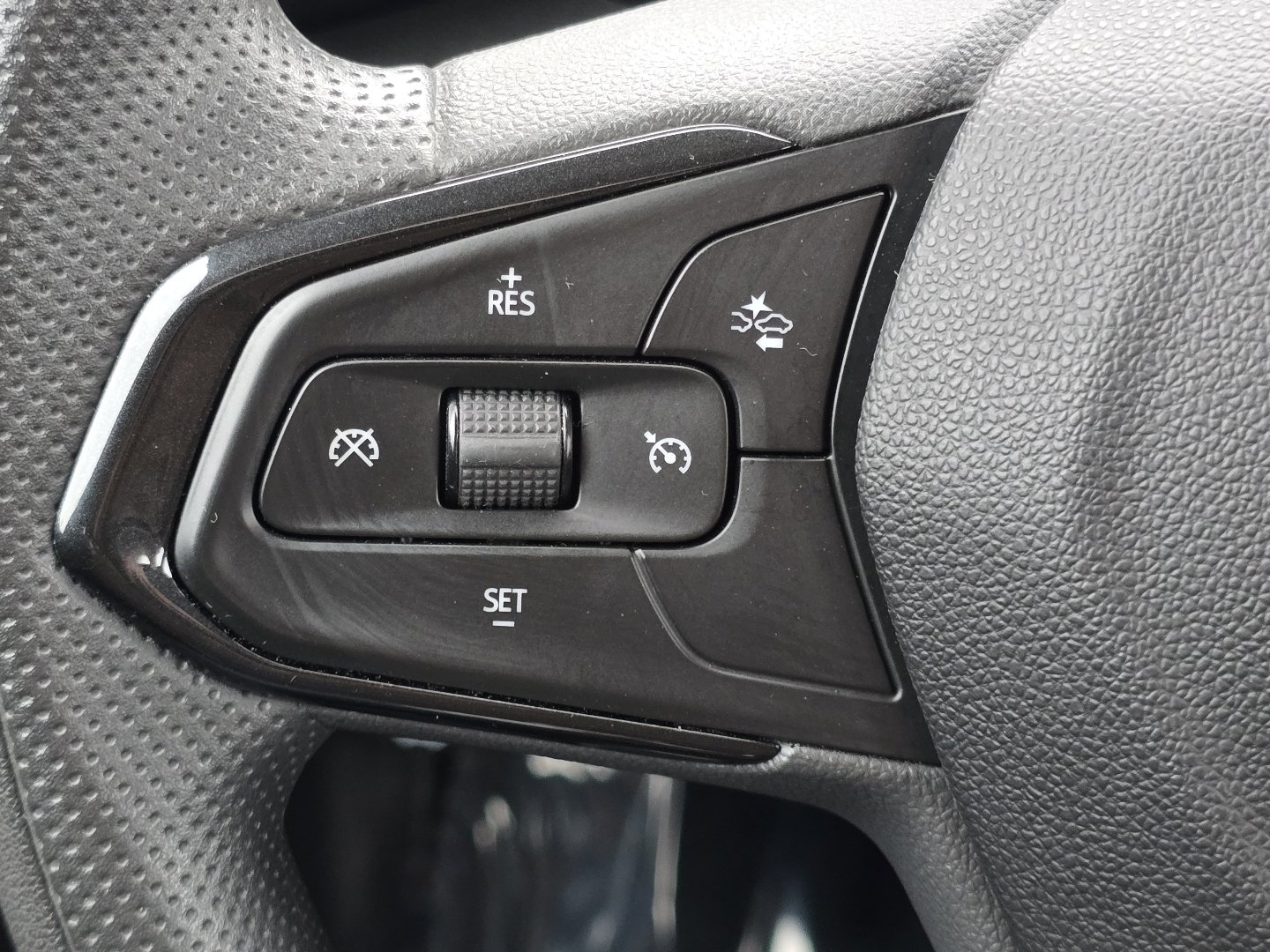 Certified 2021 Chevrolet TrailBlazer LS image 9