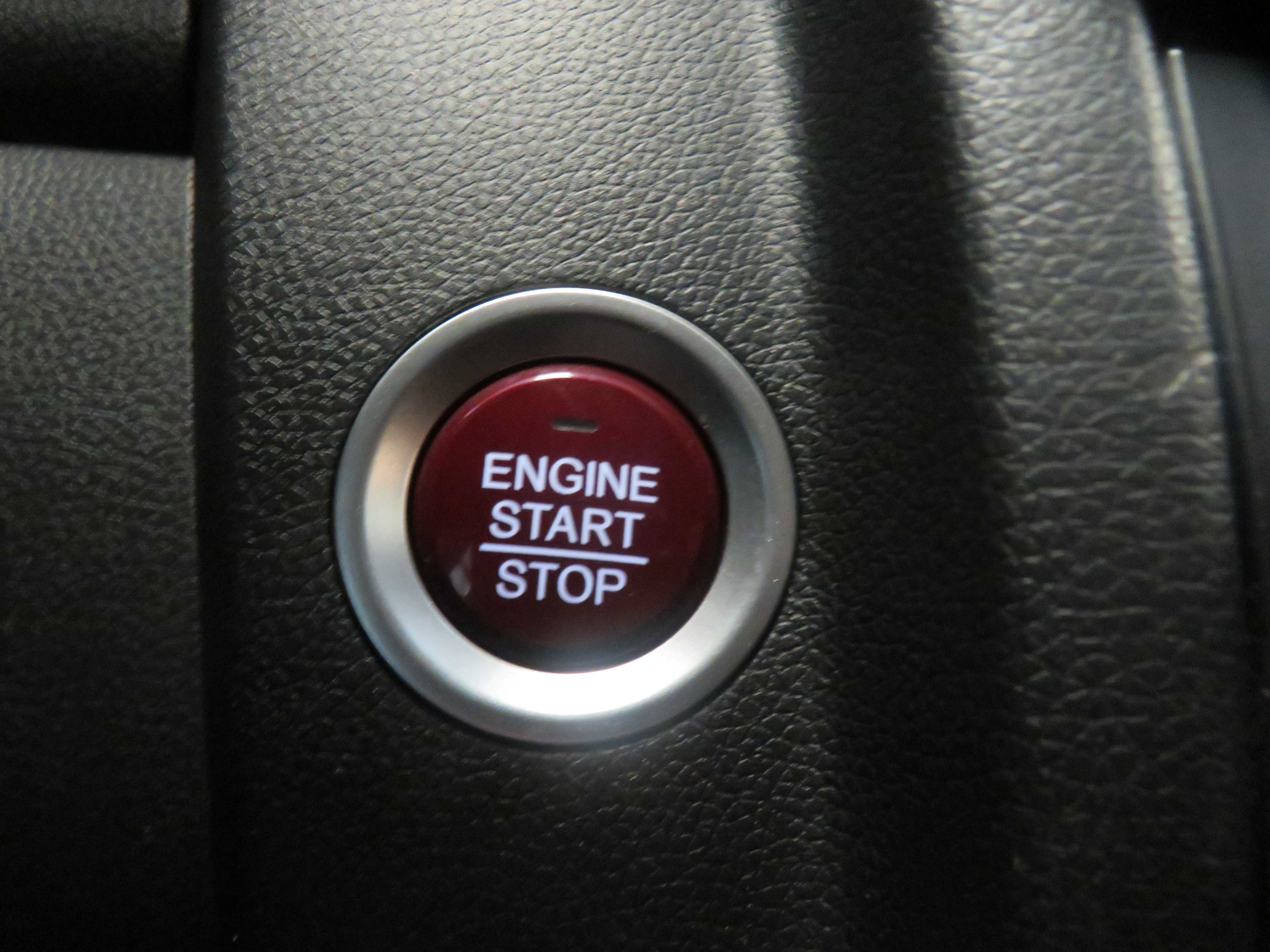 Used 2015 Honda Fit EX image 40
