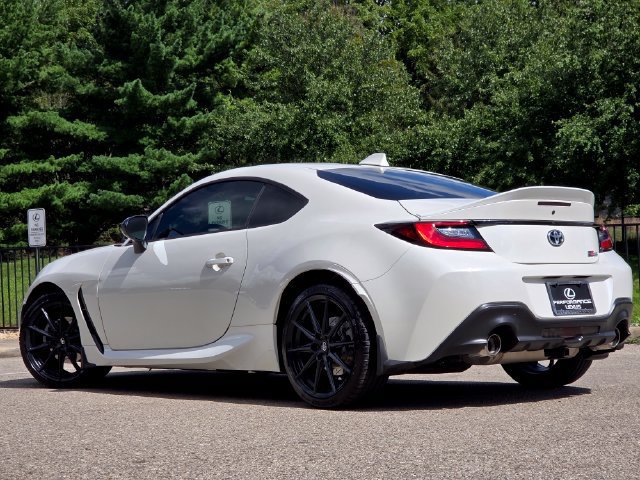 Used 2022 Toyota GR86 Premium w/ GR Appearance Package 1 (TMS RWD image 22