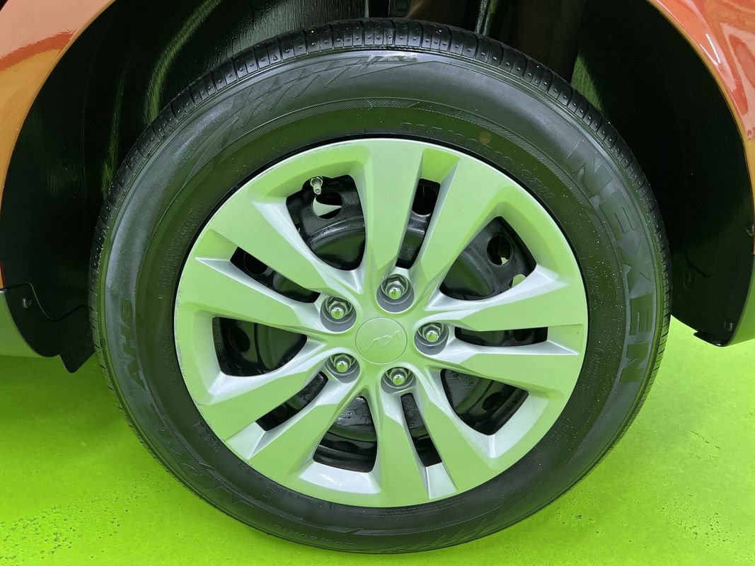 Used 2024 Kia Soul LX FWD image 15