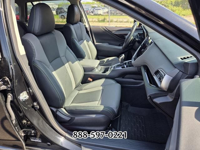 Used 2025 Subaru Outback Onyx Edition AWD/4WD image 20