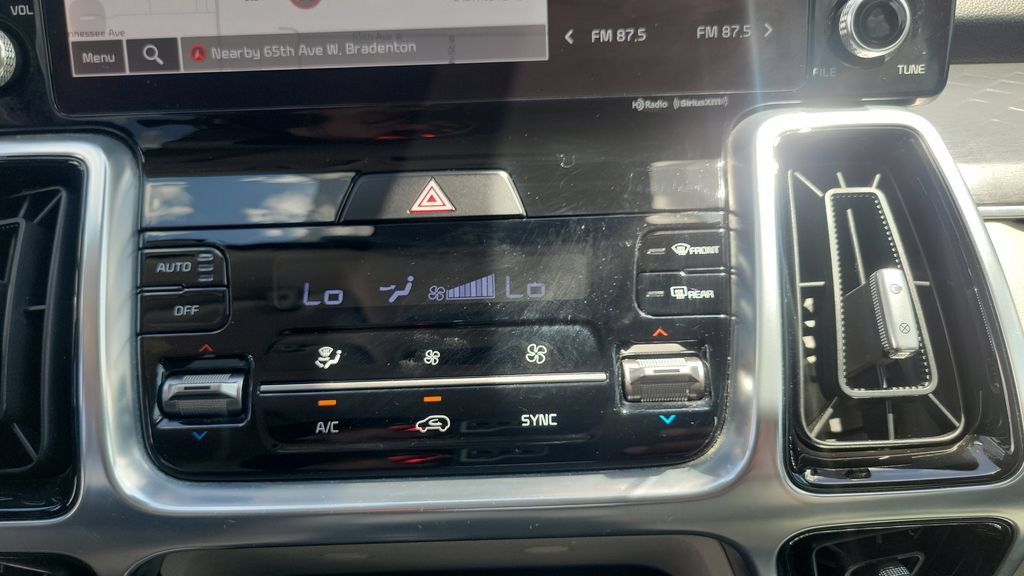 Used 2022 Kia Sorento SX FWD image 15