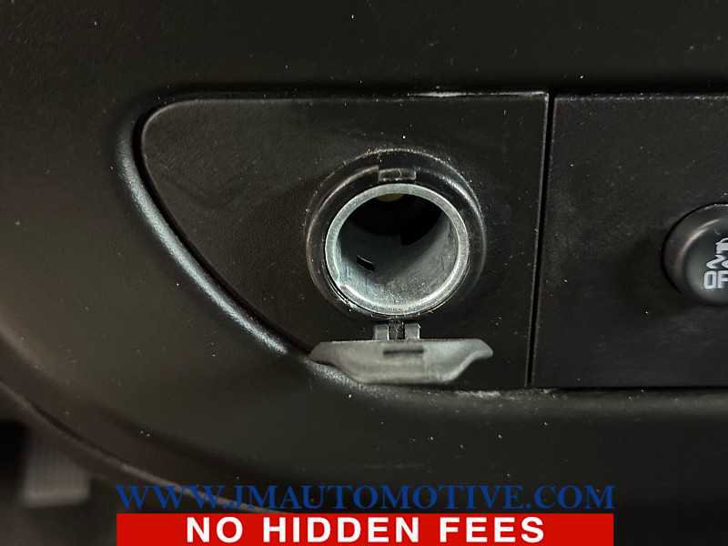 Used 2021 Chevrolet Express 3500 LT w/ LT Preferred Equipment Group image 31