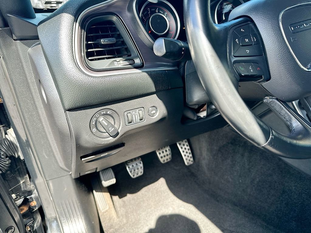 Used 2015 Dodge Challenger R/T w/ Quick Order Package 22B R/T image 13