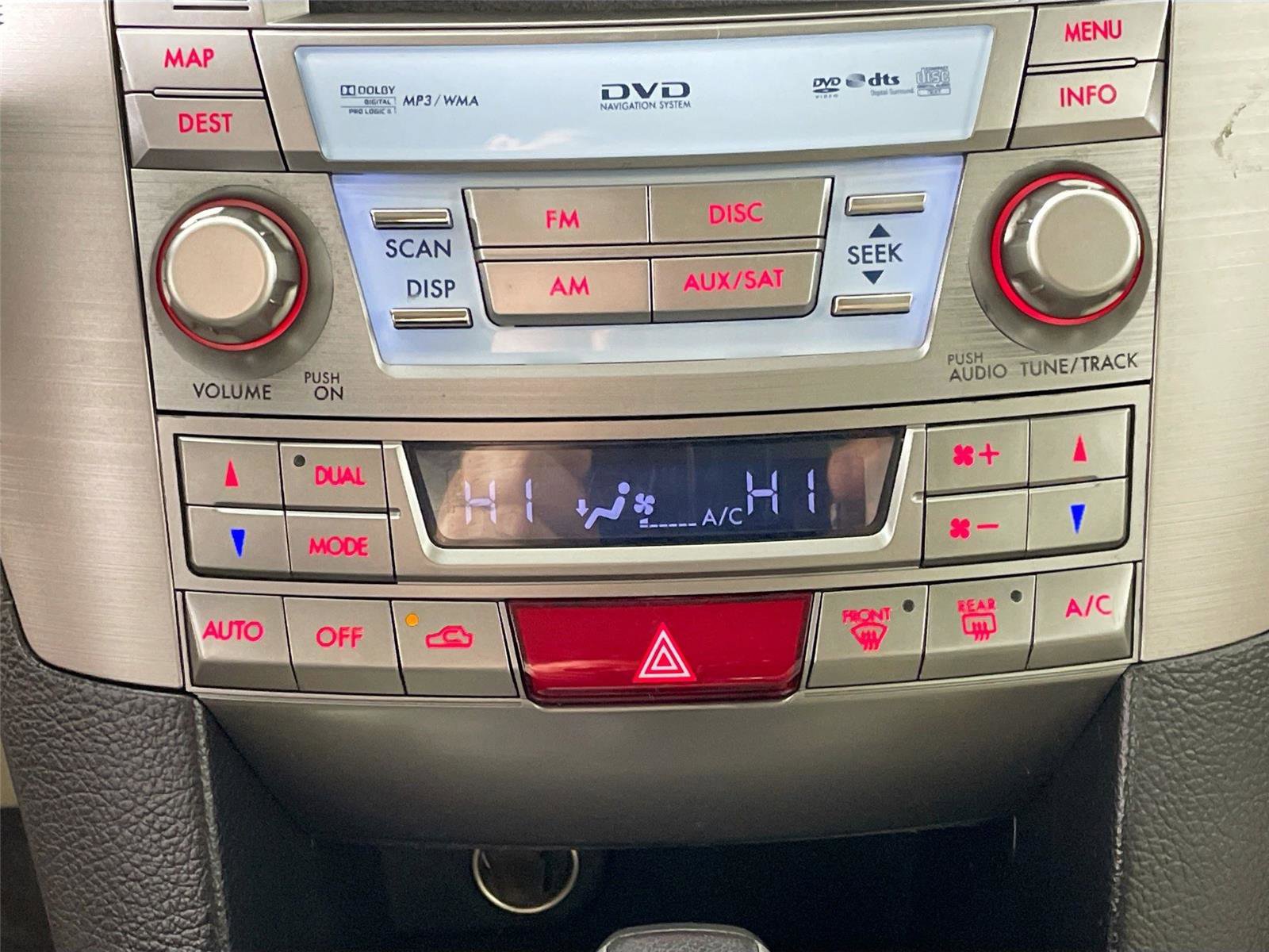 Used 2012 Subaru Outback 3.6R Limited image 9