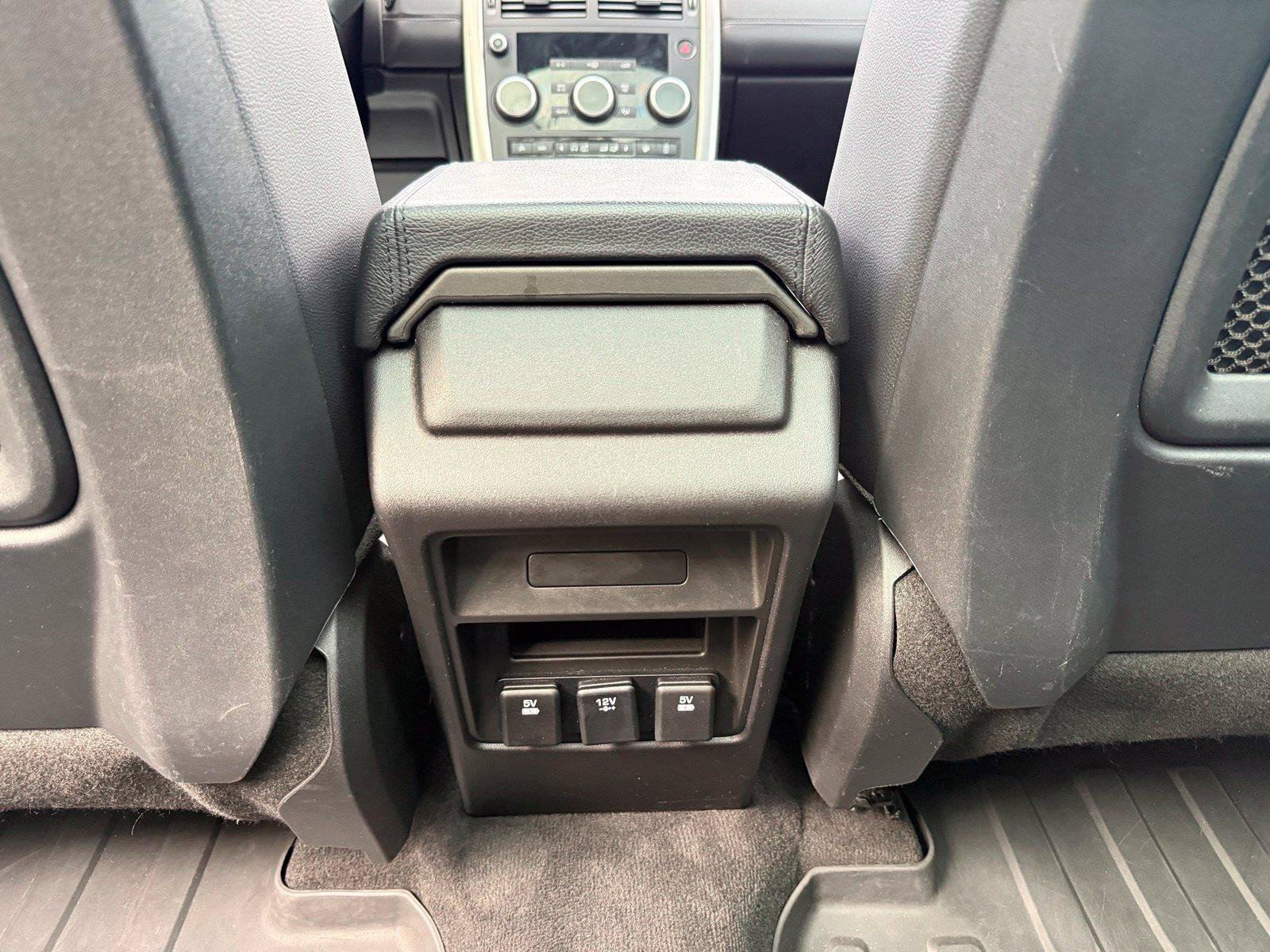 Used 2017 Land Rover Discovery Sport HSE AWD/4WD image 37