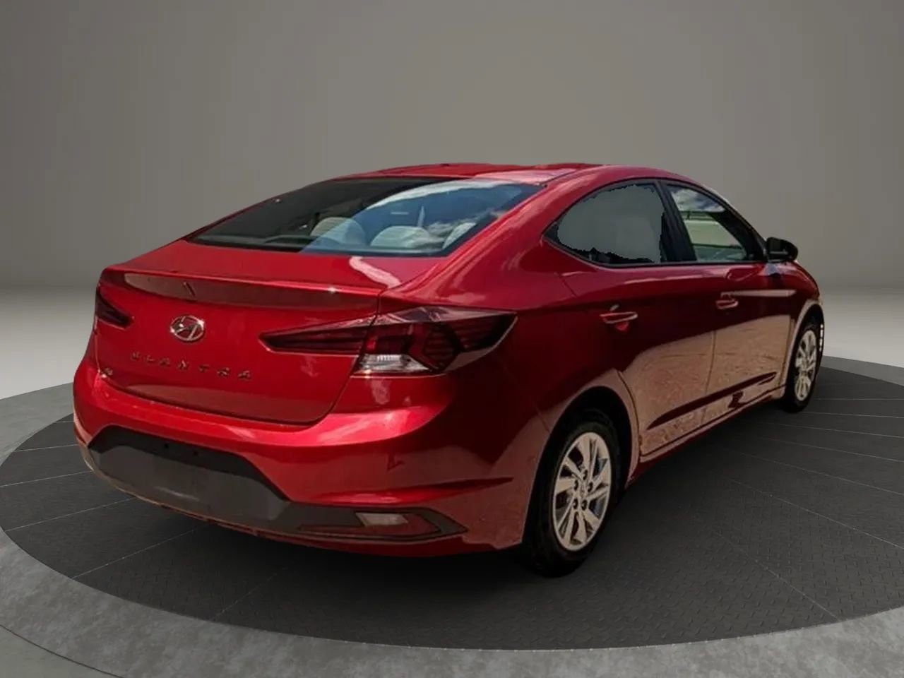 Used 2019 Hyundai Elantra SE FWD image 5