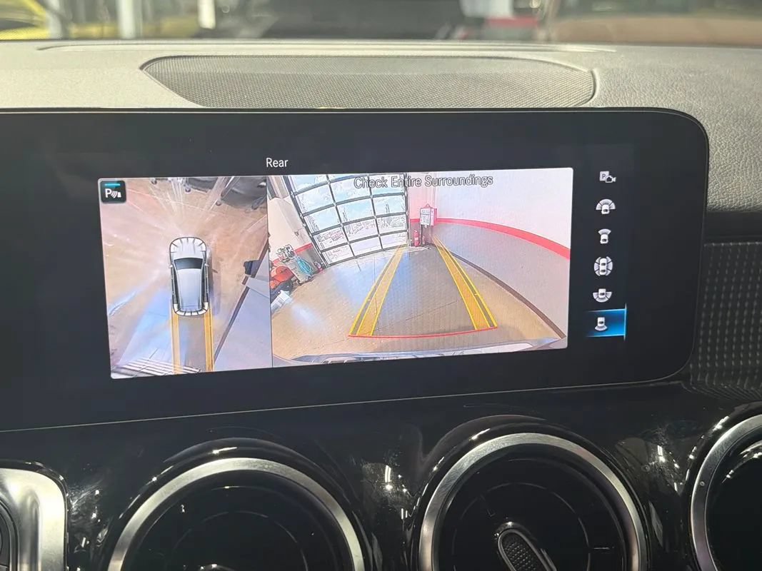 Used 2022 Mercedes-Benz GLB 250 4MATIC image 66