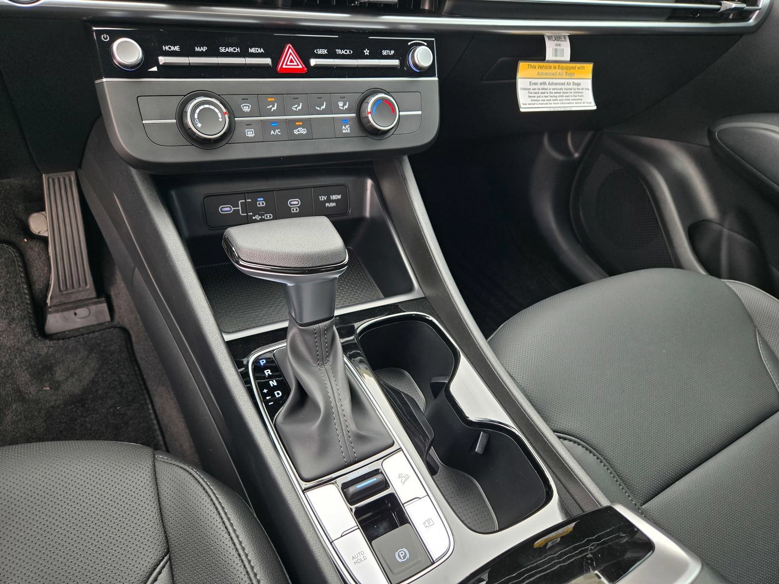 New 2027 Hyundai Santa Cruz SE FWD image 14