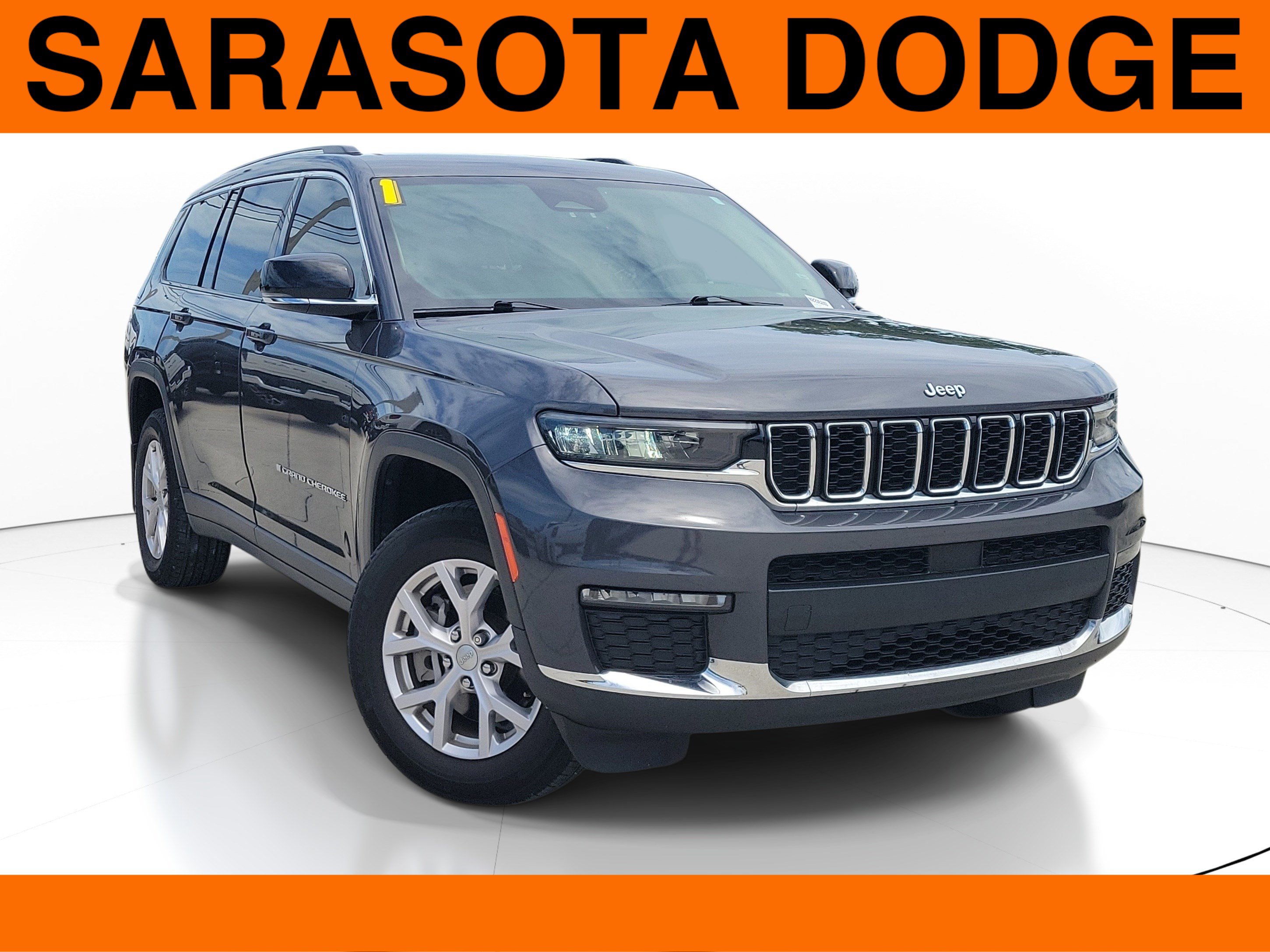 Used 2021 Jeep Grand Cherokee L Limited w/ MOPAR Finishing Package AWD/4WD image 1