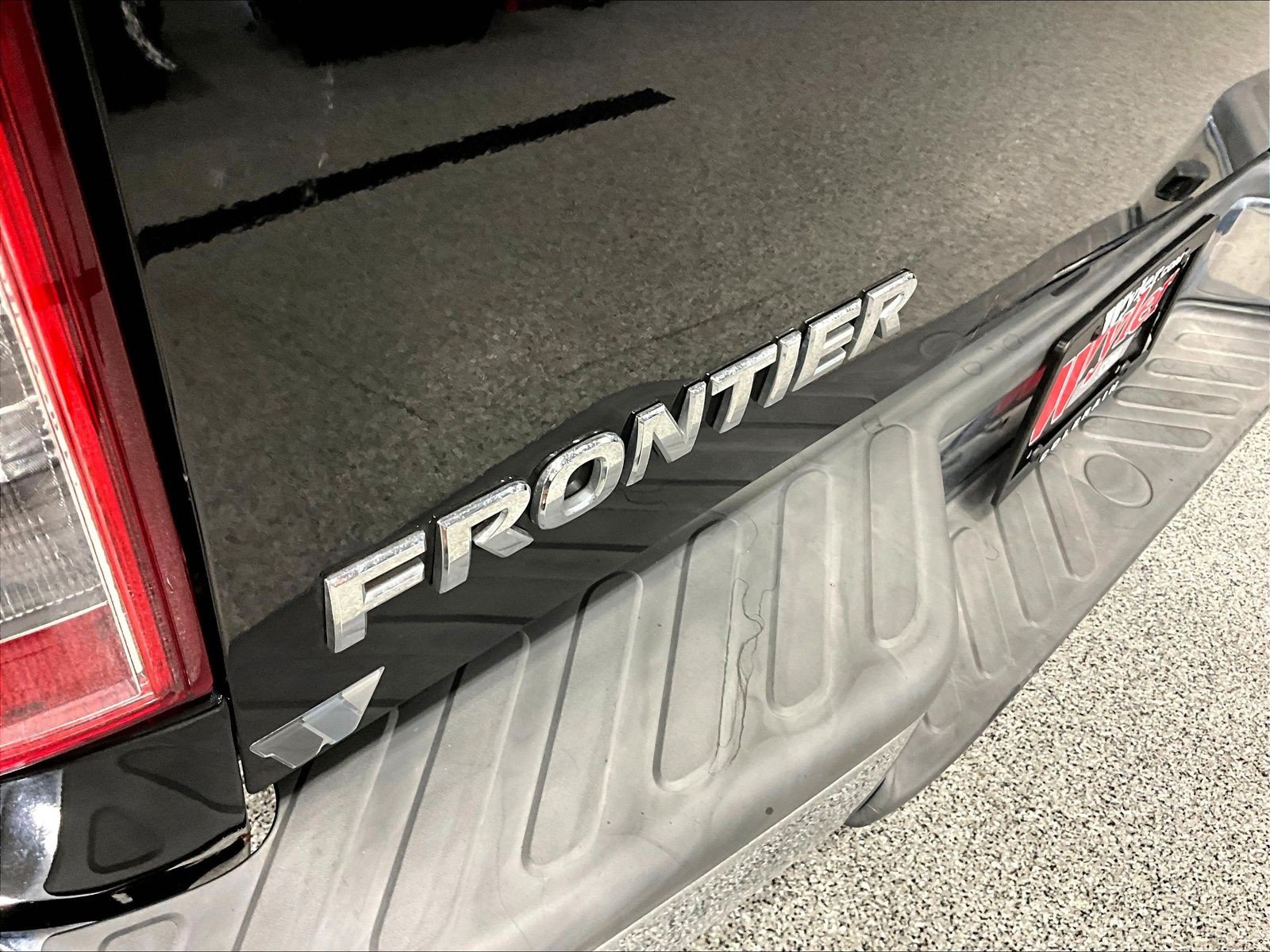 Used 2016 Nissan Frontier S RWD image 24