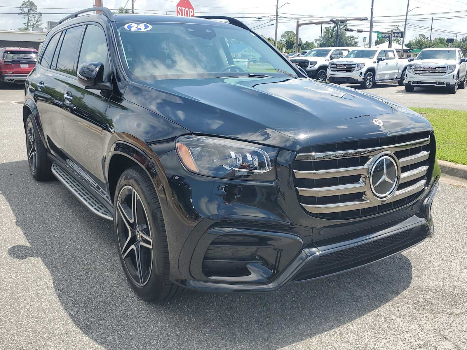 Used 2024 Mercedes-Benz GLS 450 4MATIC image 8