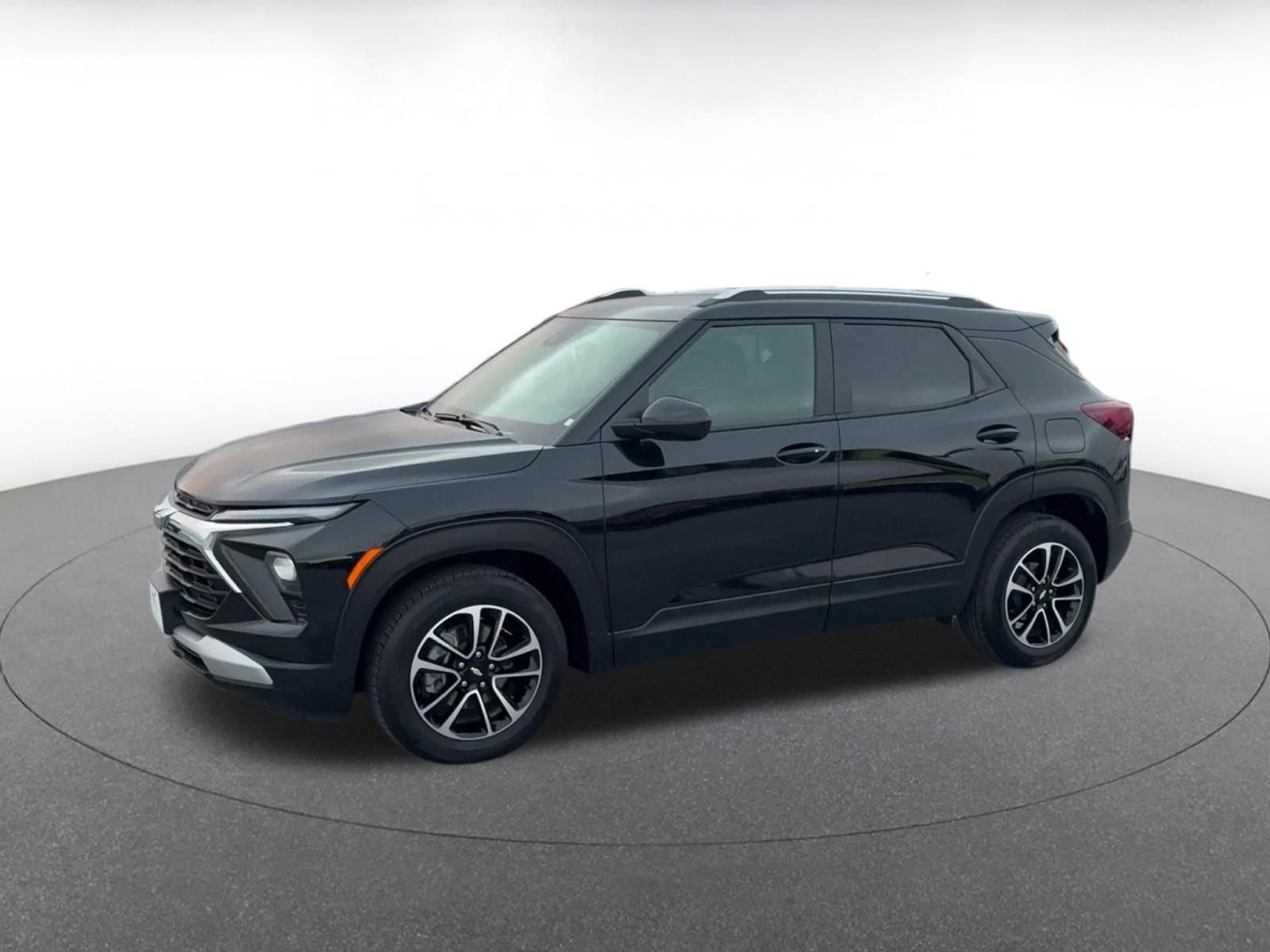 Used 2025 Chevrolet TrailBlazer LT image 8