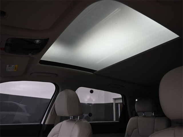 Used 2023 Kia Sorento S w/ Panoramic Sunroof Package image 23
