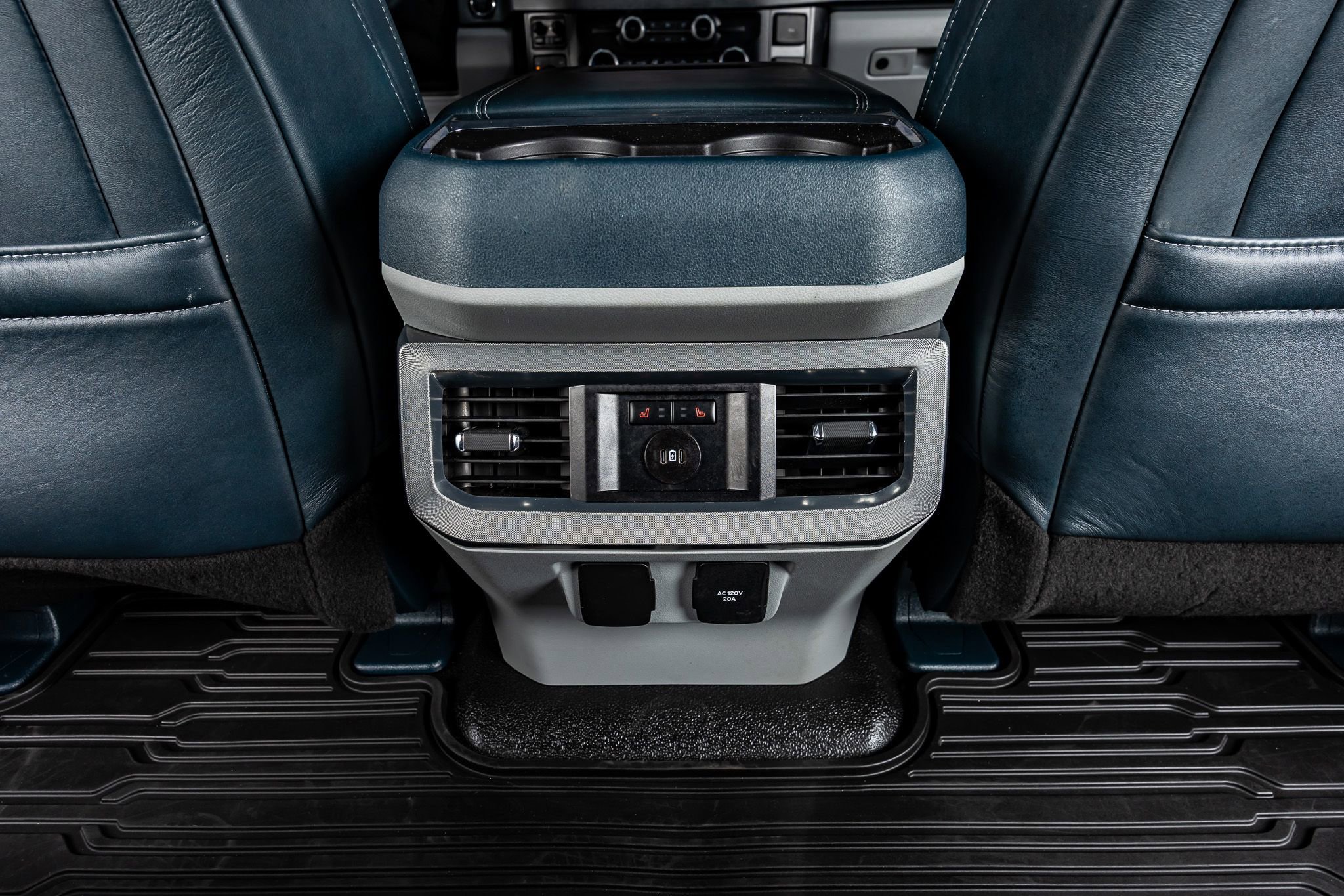 Used 2024 Ford F250 Limited w/ FX4 Off-Road Package image 33