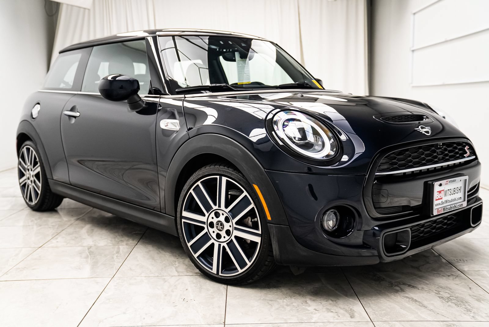 Used 2021 MINI Cooper S FWD image 1