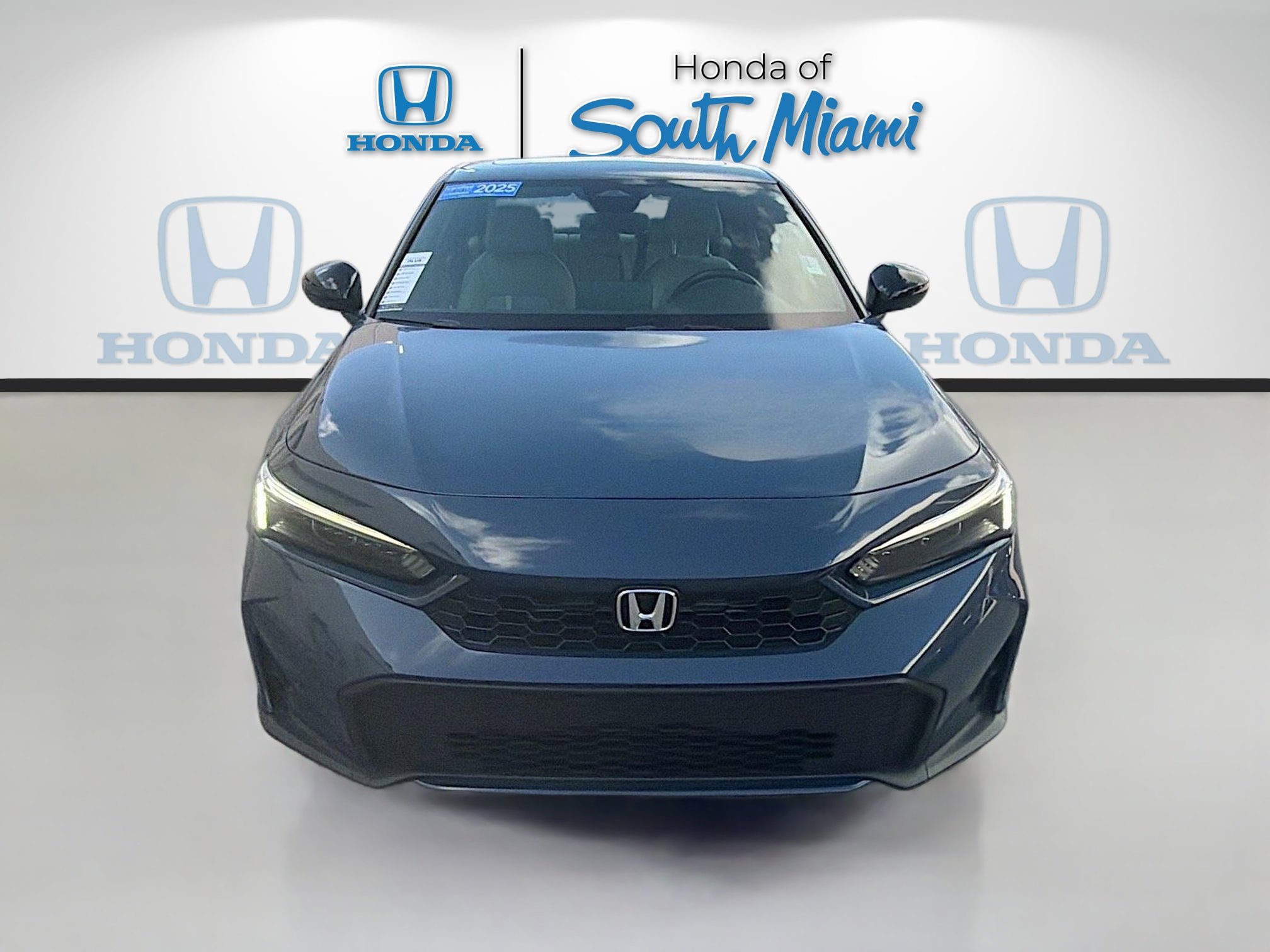 Used 2025 Honda Civic Sport image 2