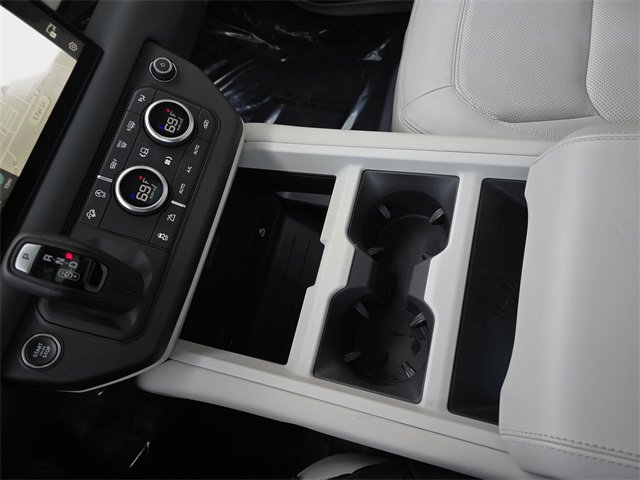 Used 2025 Land Rover Defender 110 S image 27