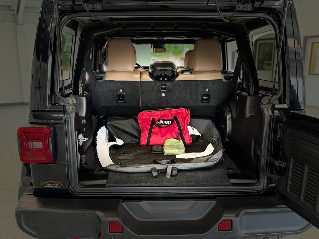 Used 2021 Jeep Wrangler Unlimited Rubicon AWD/4WD image 29