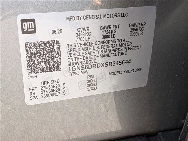 Used 2025 Chevrolet Suburban Z71 image 15