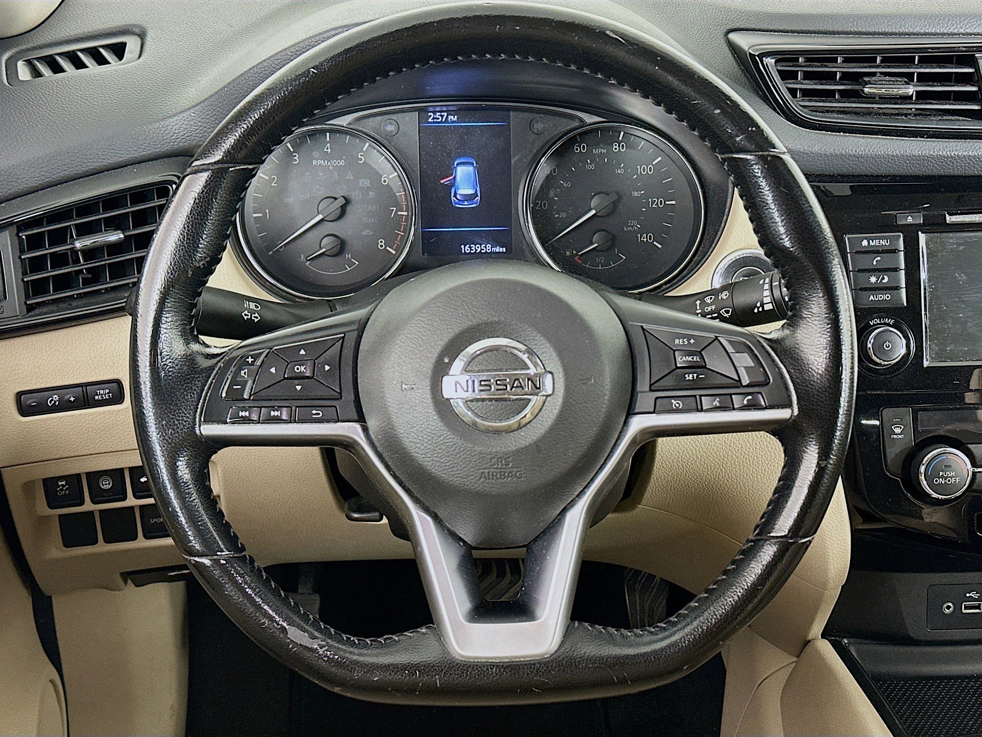 Used 2020 Nissan Rogue SV FWD image 18