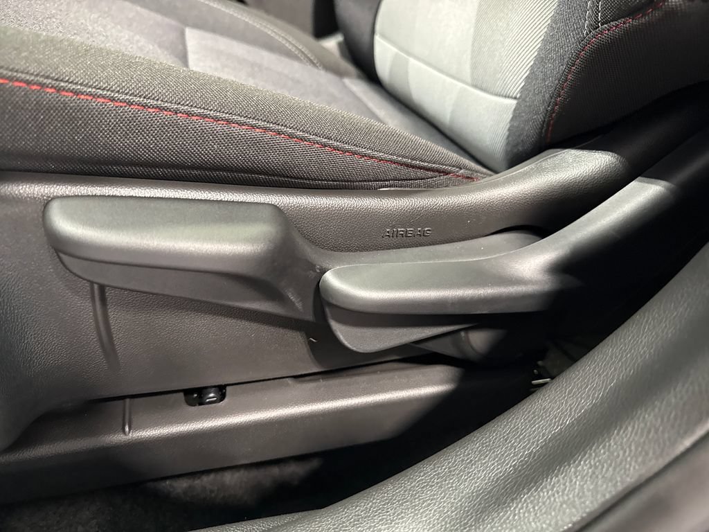 New 2026 Chevrolet Trax RS w/ Sunroof Package FWD image 29