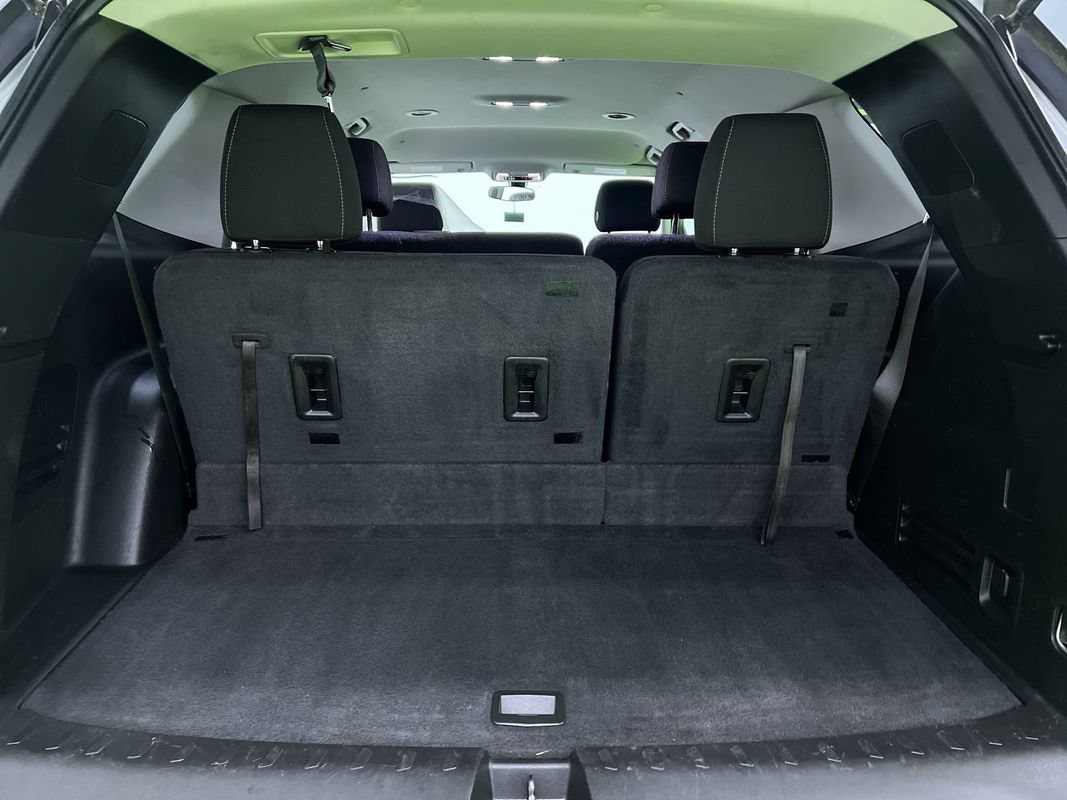 Used 2019 Chevrolet Traverse LS w/ LPO, Floor Liner Package AWD/4WD image 27