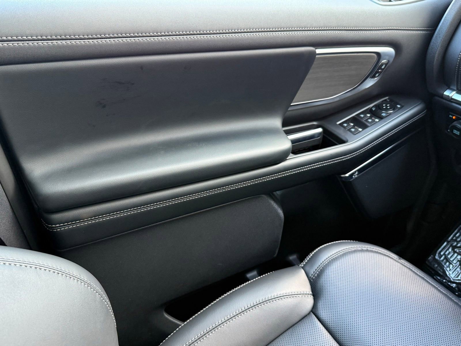 New 2026 Ford Expedition Max Platinum w/ Driver's Package image 39