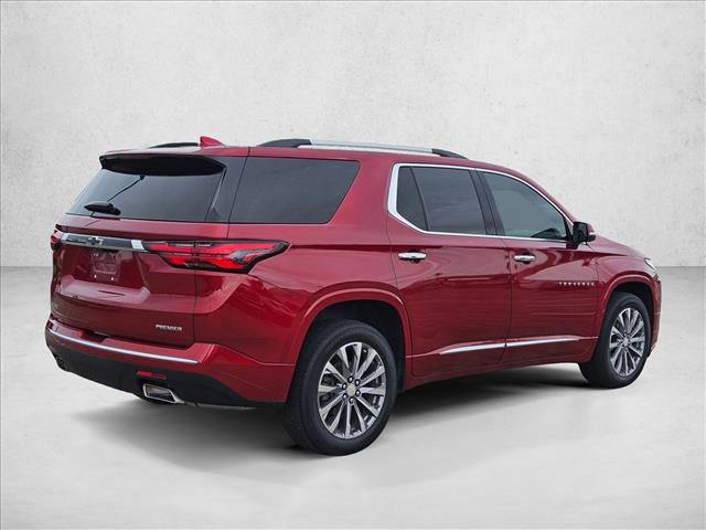 Used 2022 Chevrolet Traverse Premier w/ LPO, Cargo Package image 5