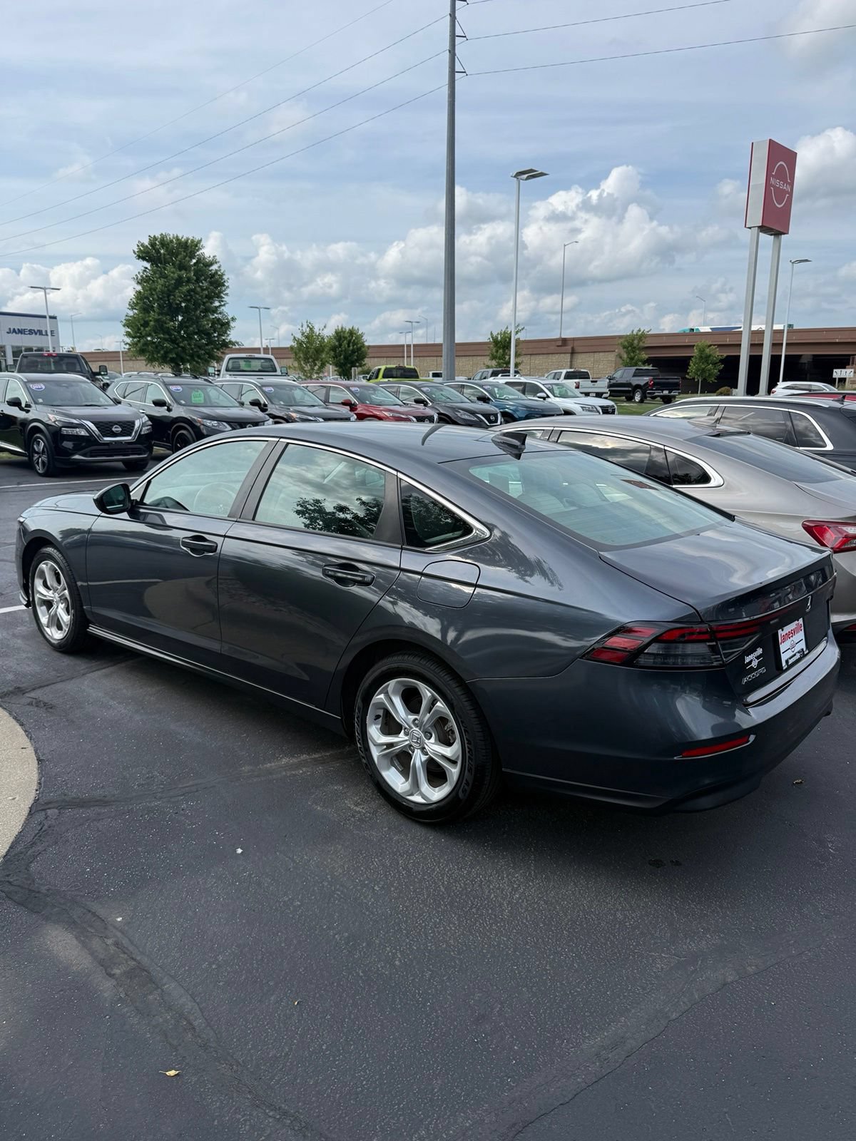 Used 2023 Honda Accord LX image 4