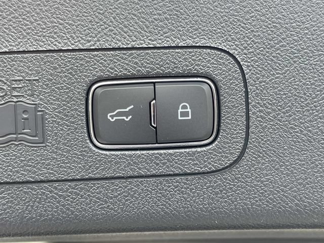 New 2026 Lincoln Aviator AWD image 12