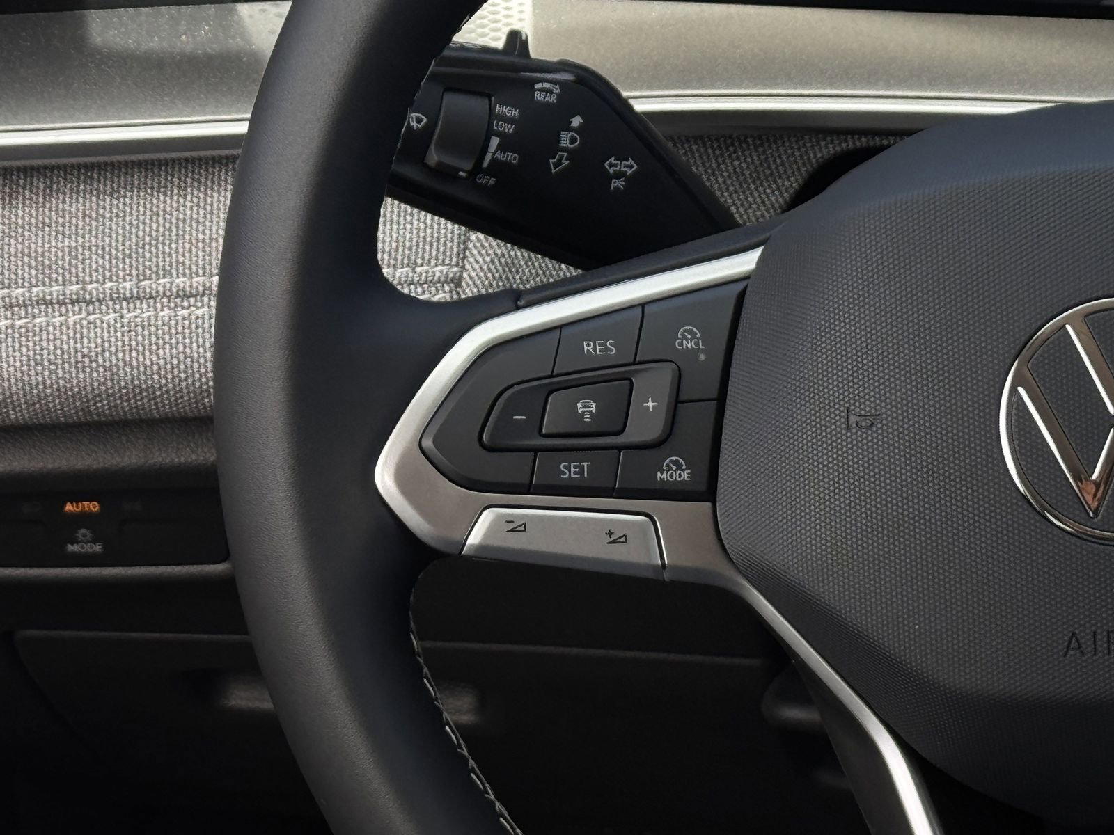 New 2026 Volkswagen Tiguan S FWD image 15